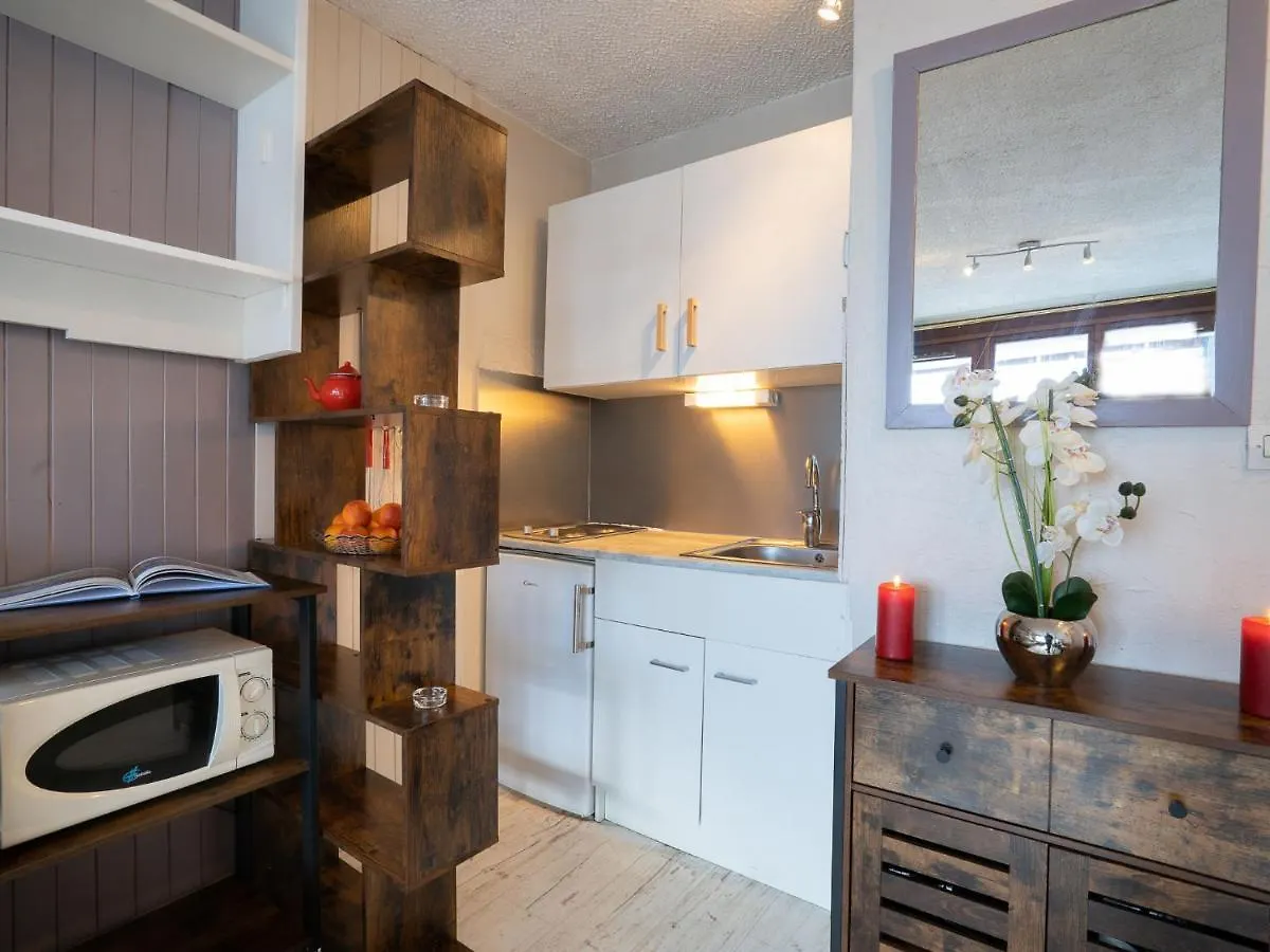 Apartment Le Curling B - Val Claret-30 By Interhome Tignes